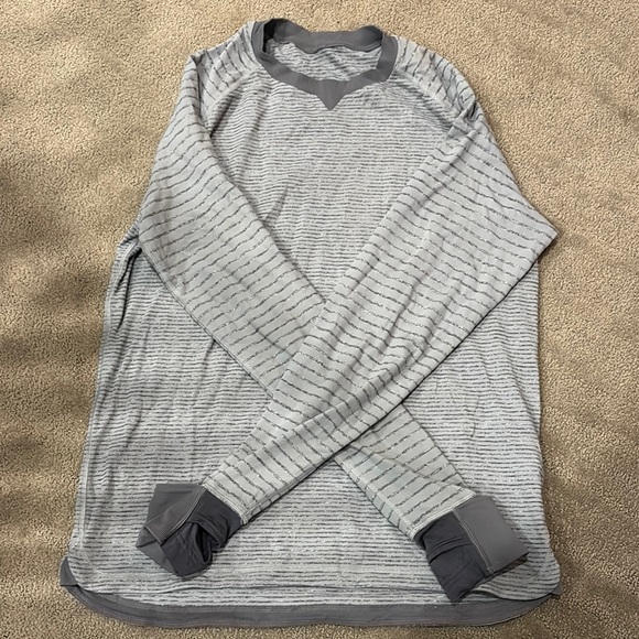 Gray Lululemon Men's pullover - Picture 2 of 3